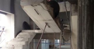 Демонтаж лестницы Новоалтайск, цена от 2945 руб.