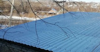 Демонтаж поликарбоната с крыши в Новоалтайске - услуги по доступной цене от 620 рублей