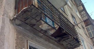 Демонтаж балкона Новоалтайск, цена от 2945 руб.