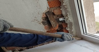 Демонтаж оконных откосов по выгодной цене от 517 руб. в Новоалтайске - Сварной-Нвл